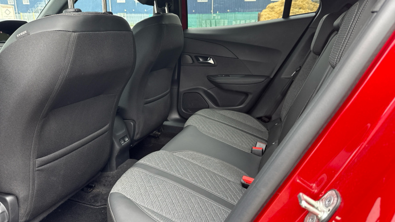 Peugeot 2008 1.2 PureTech 130 Allure 5dr Petrol Estate